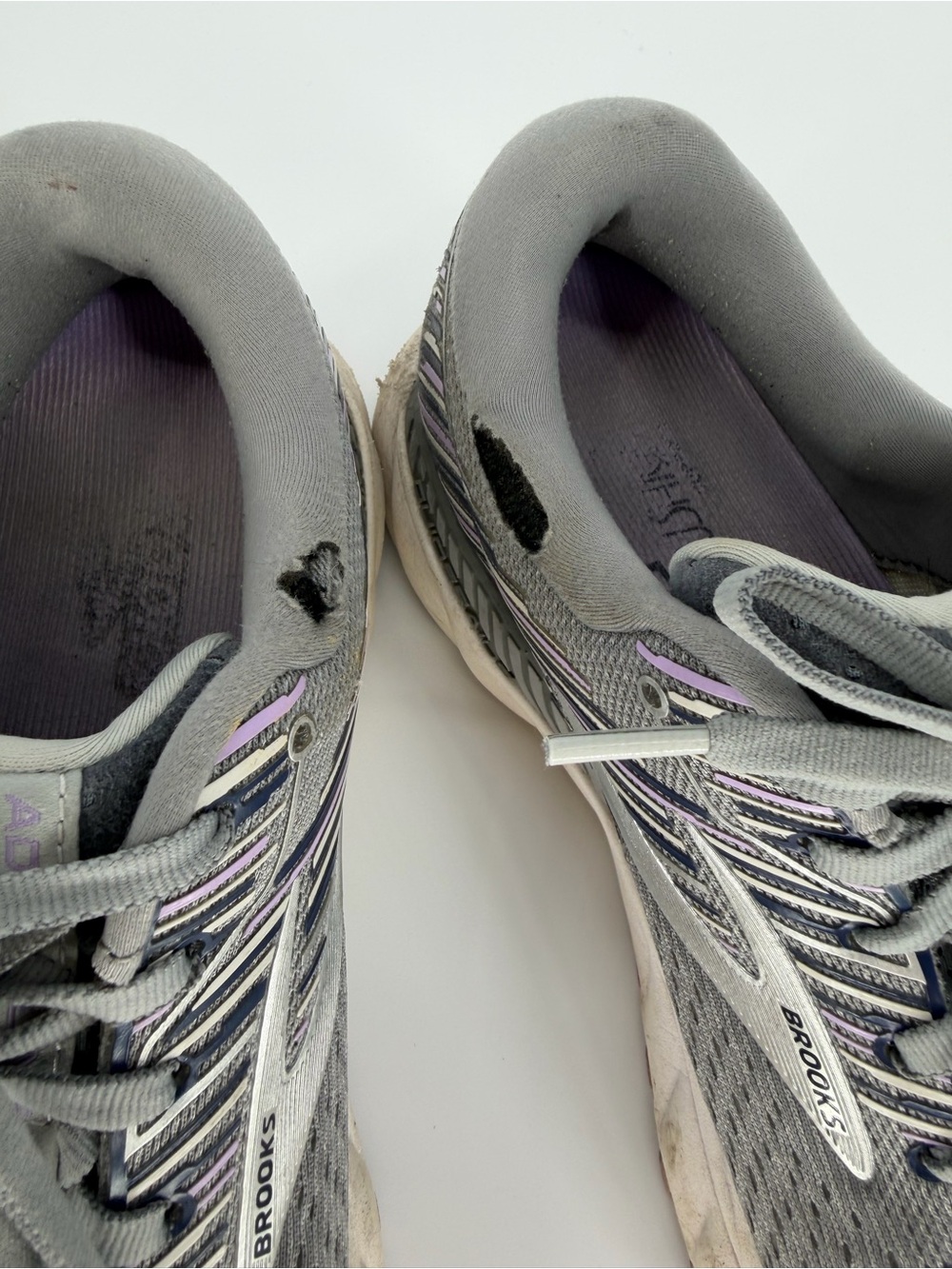 Brooks Running Shoes - Picture 2 of 6